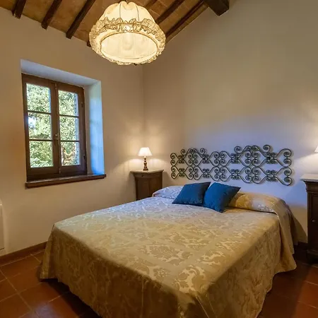 Palazzo Con Piscina E Ac - チェトーナ