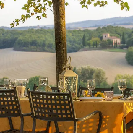 Palazzo Con Piscina E Ac - ヴィラ チェトーナ