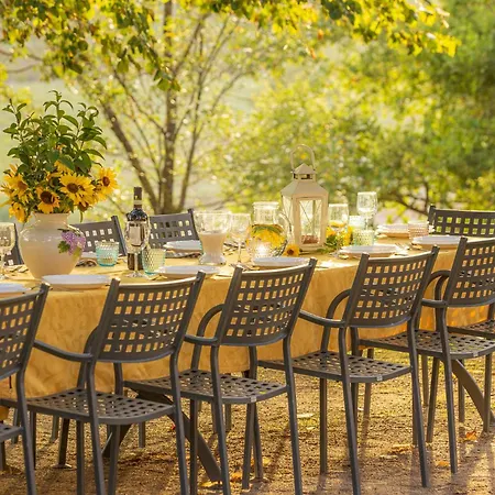 Palazzo Con Piscina E Ac - ヴィラ *