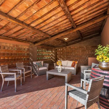 Palazzo Con Piscina E Ac - チェトーナ