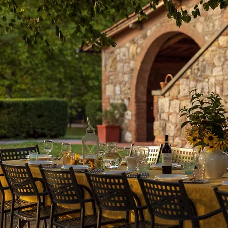 Palazzo Con Piscina E Ac - ヴィラ チェトーナ